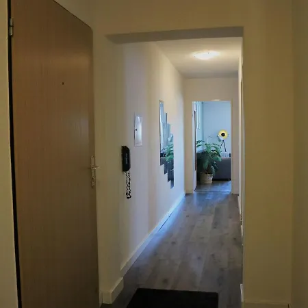 Modern In With Garden Apartment *